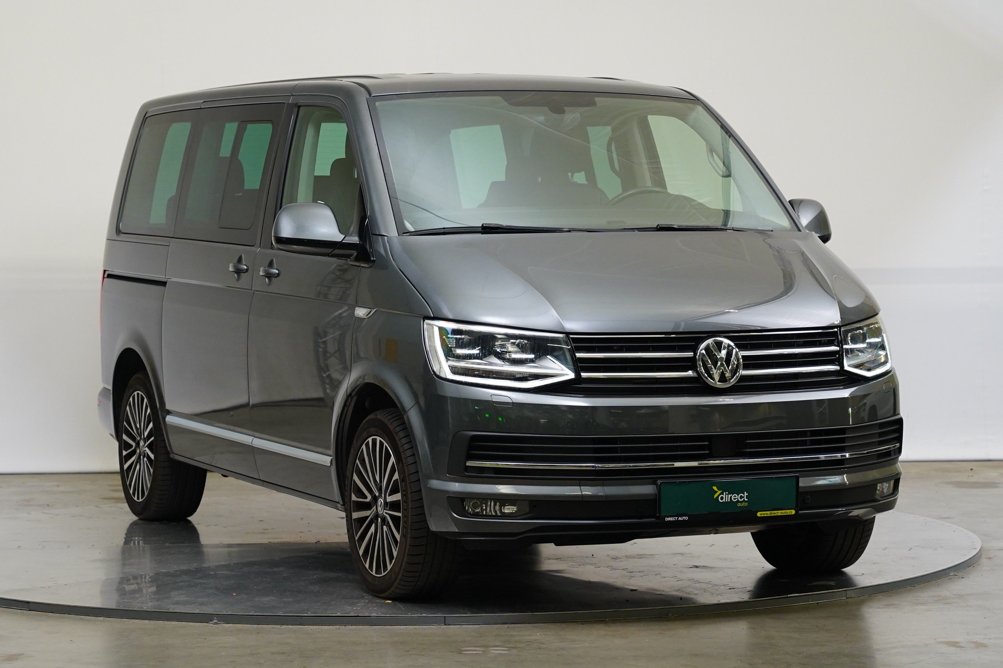 Volkswagen Multivan, 2.0 TDI 146 kW DSG Highline - fotka 2