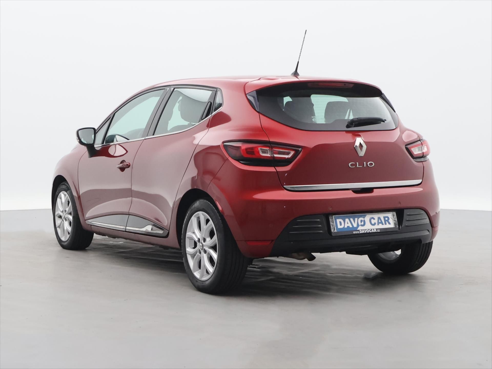 Renault Clio, 1.2 TCe 87kW Intens Aut. LED - fotka 5