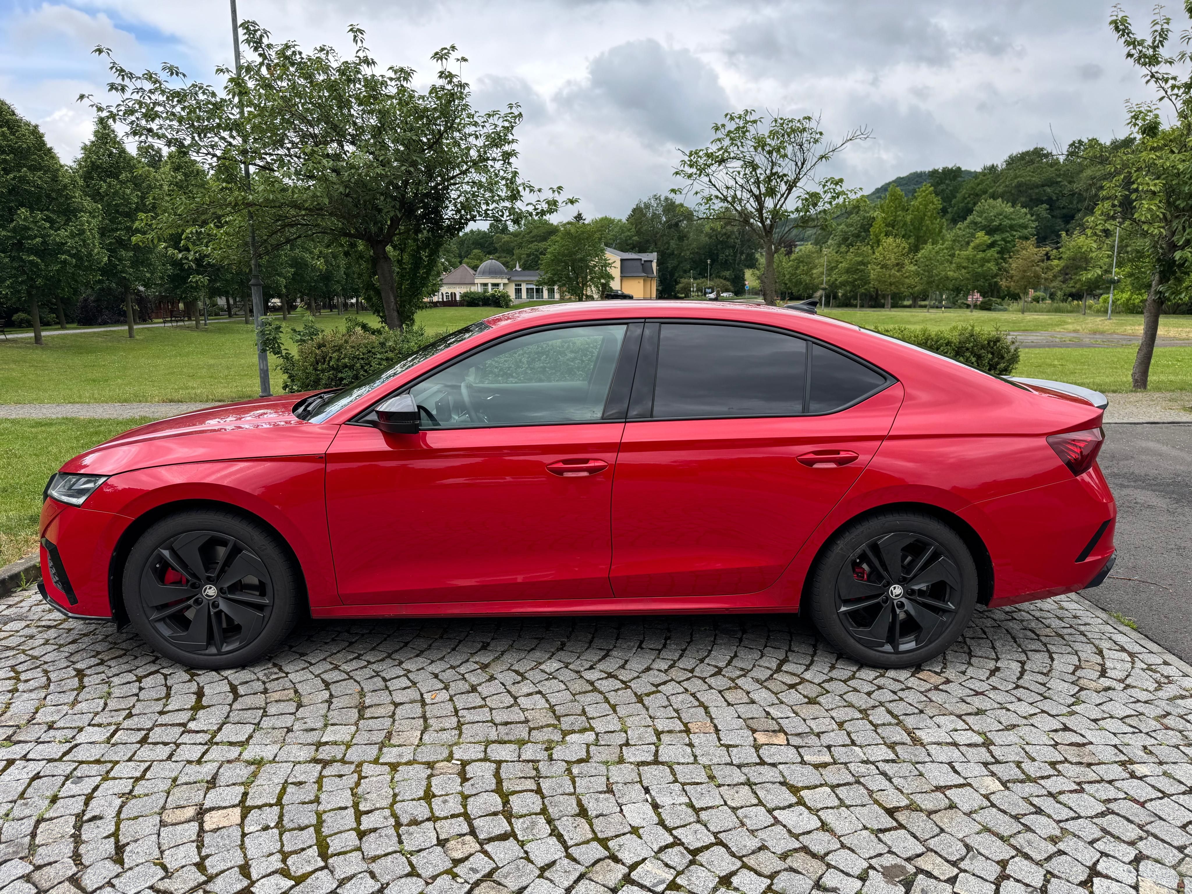 Škoda Octavia, Octavia 4 RS 2.0 TSI 180kw - fotka 4