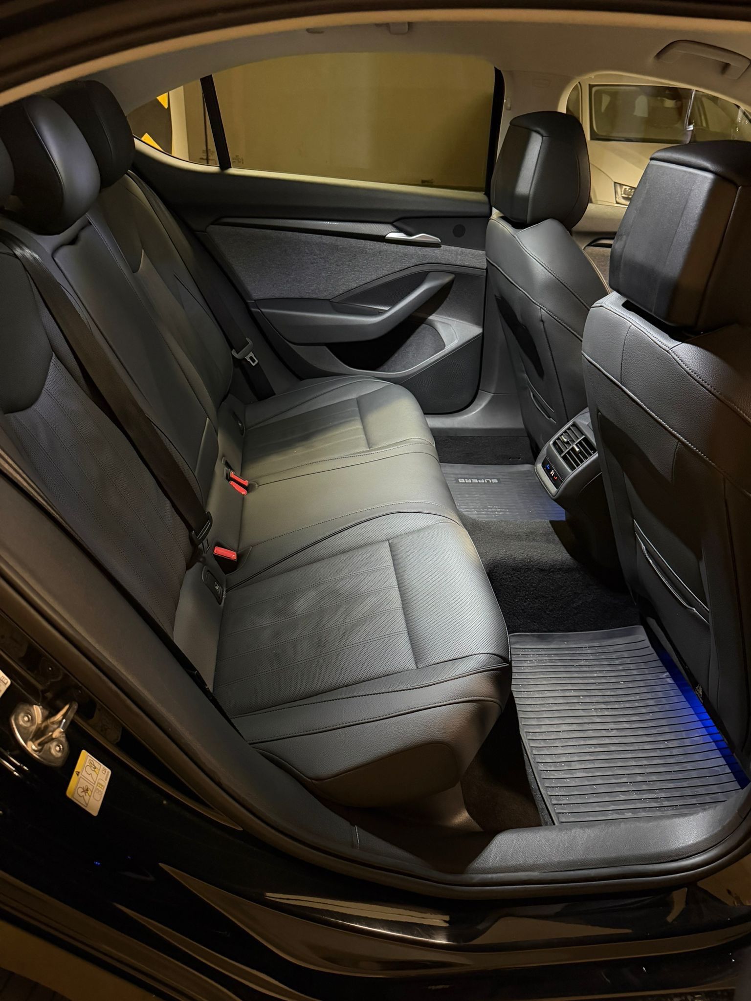 Škoda Superb, Škoda Superb 2.0 TDI - fotka 5