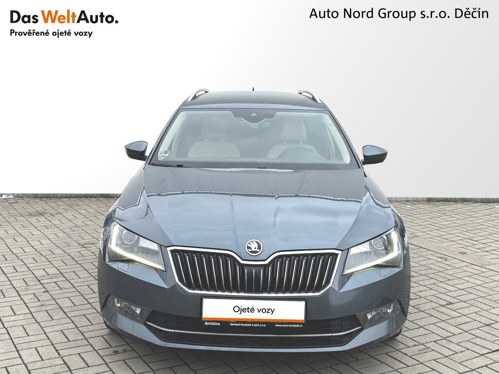 Škoda Superb, Superb 2.0 TDi 140kW DSG L&K - fotka 4