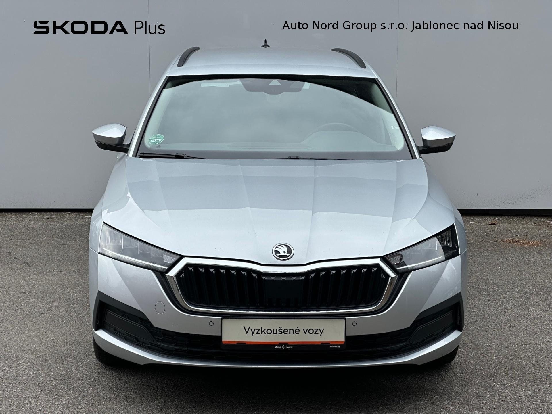 Škoda Octavia, Octavia 1.5 TSI 110kW Ambition - fotka 4