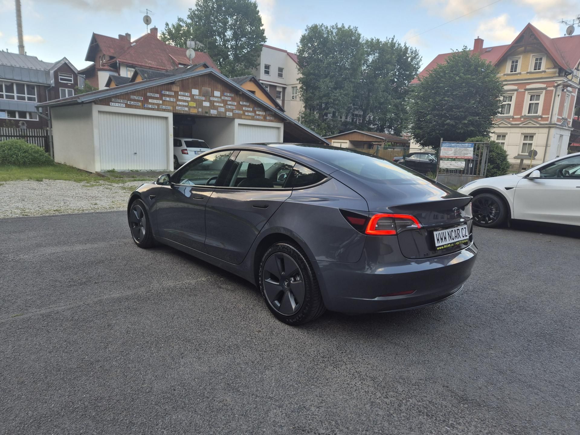 Tesla Model 3, LONG RANGE DUAL MOTOR 91,0% - fotka 4