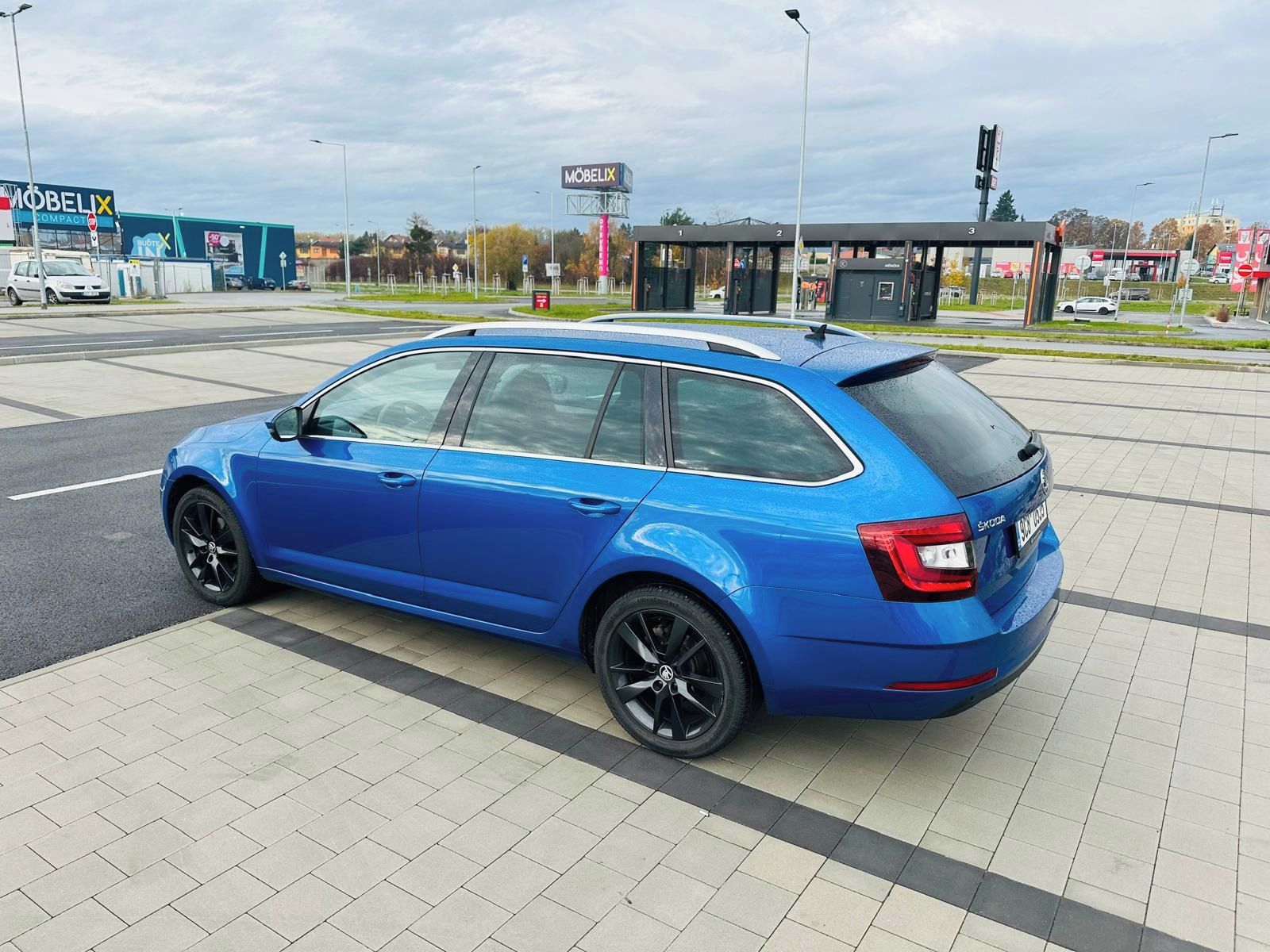 Škoda Octavia, 2.0 TDI DSG - fotka 4