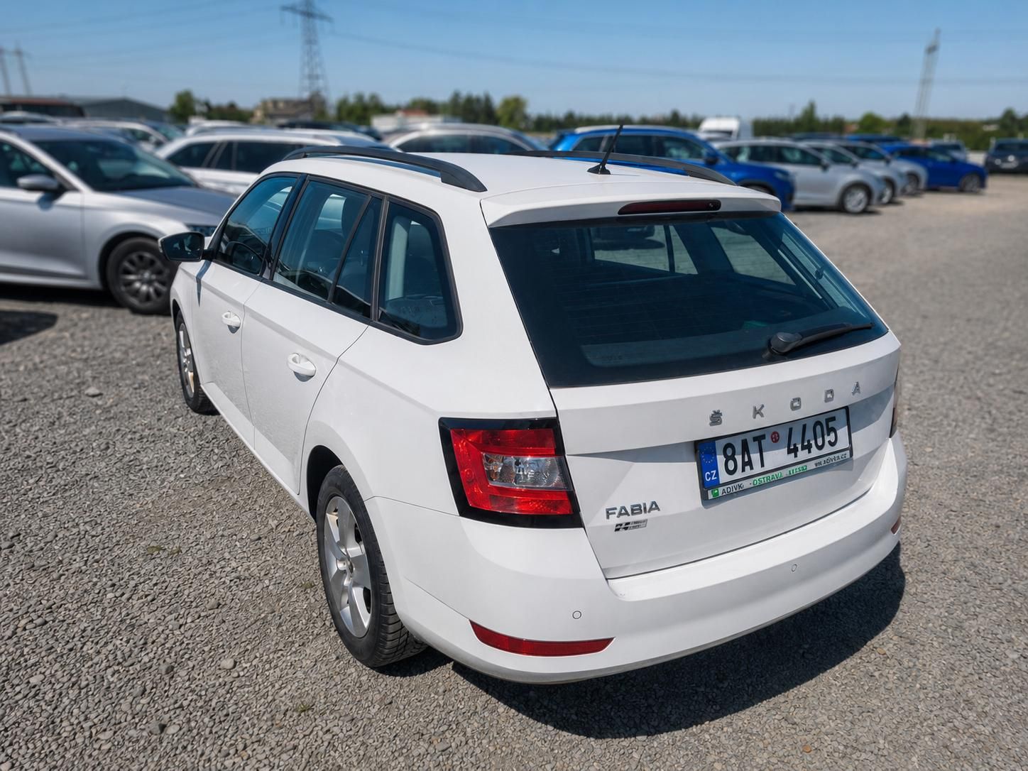 Škoda Fabia, Ambition 1,0 TSI 70 kW 5M - fotka 4