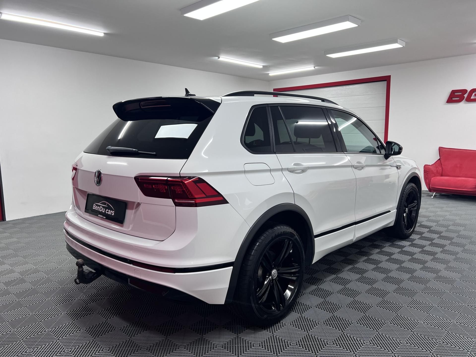 Volkswagen Tiguan, 2.0 TSI 140 kW R-Line - fotka 4