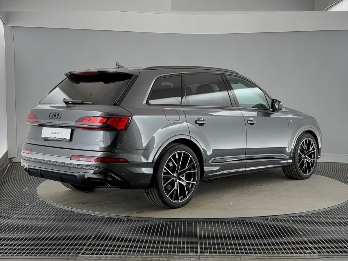 Audi Q7, 3,0   S line 50 TDI quattro - fotka 4
