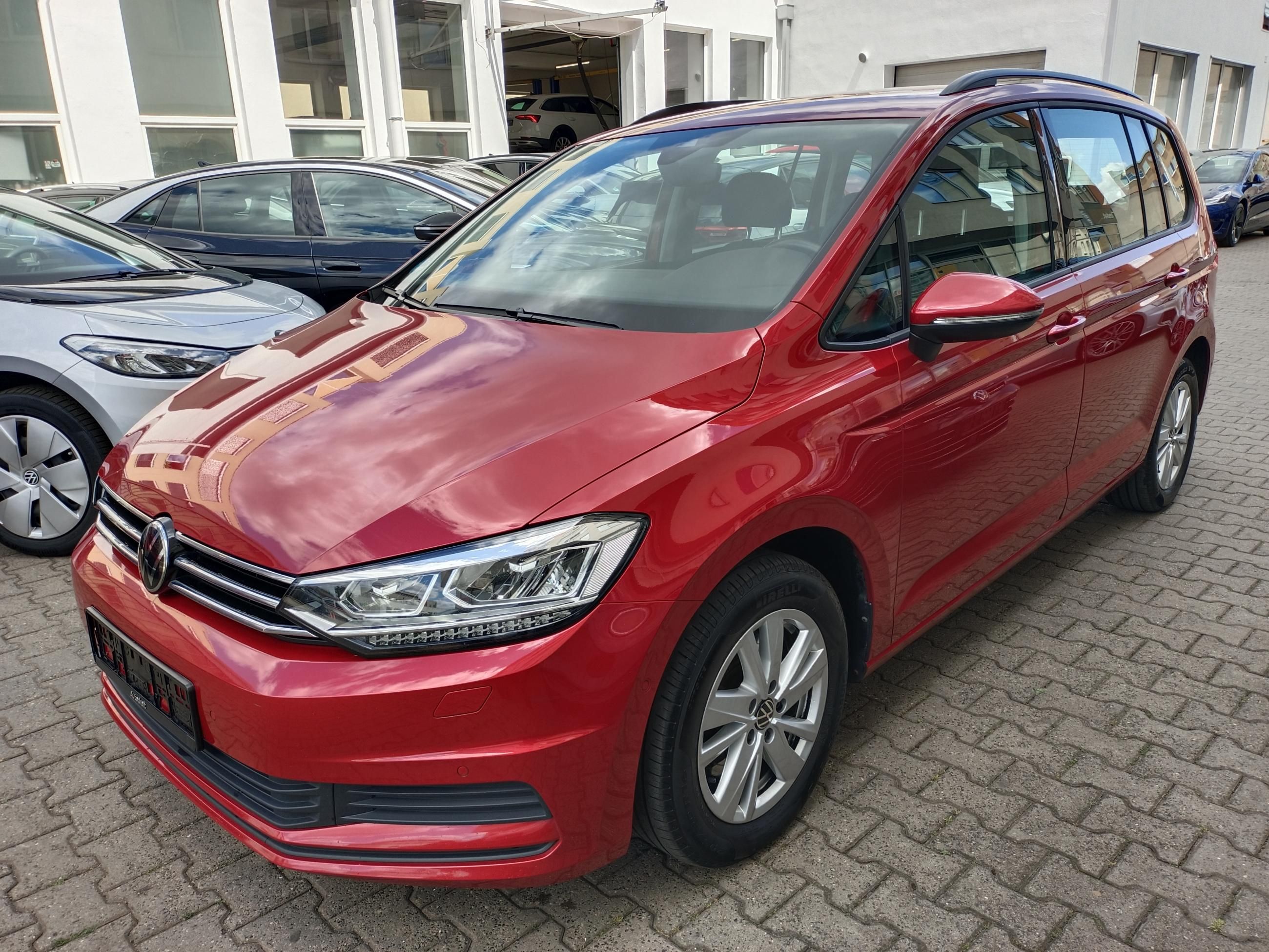 Volkswagen Touran, 2.0 TDI 110kW DSG / ALU 16" - fotka 3