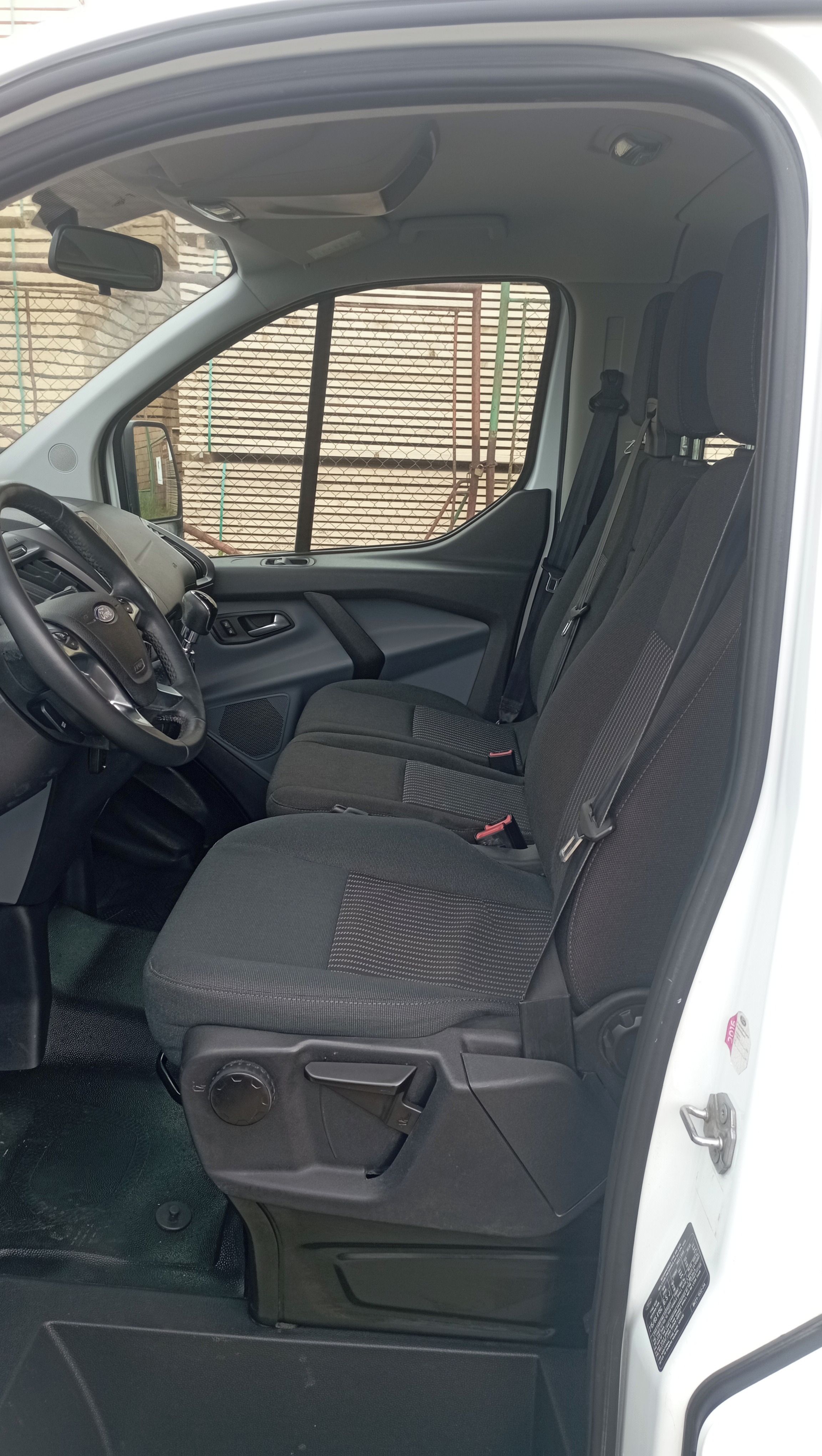 Ford Transit Custom, Ford Transit Custom 2.2 TDCi l - fotka 6