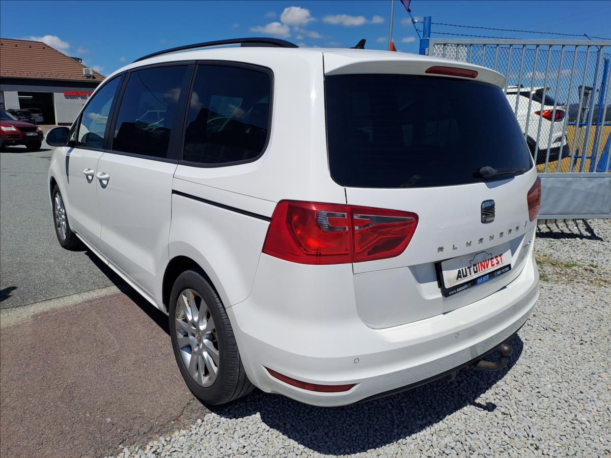 Seat Alhambra, 2,0 TDI - fotka 4