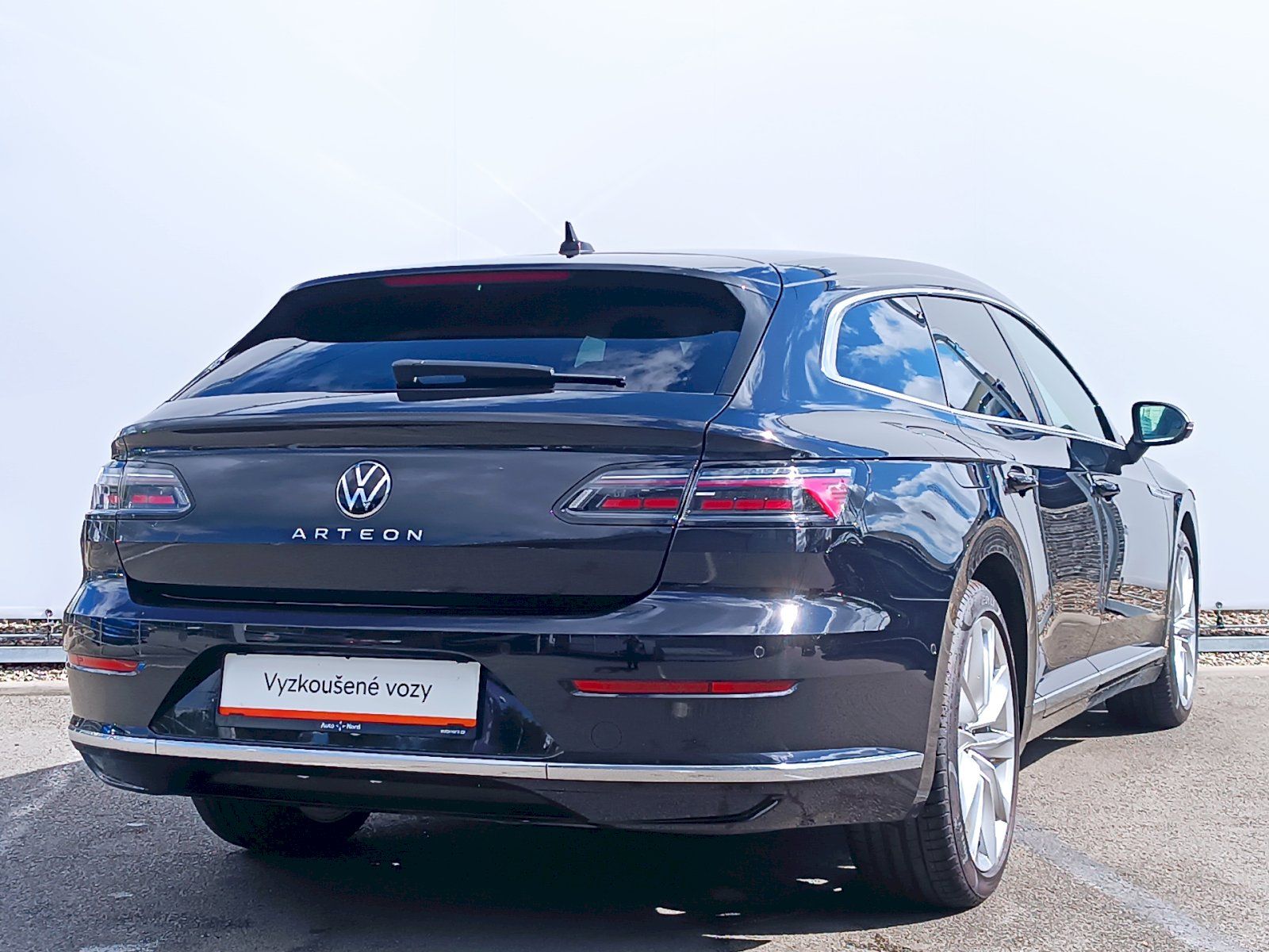 Volkswagen Arteon Shooting Brake, Elegance 2,0TDi/110kw 7°DSG - fotka 2
