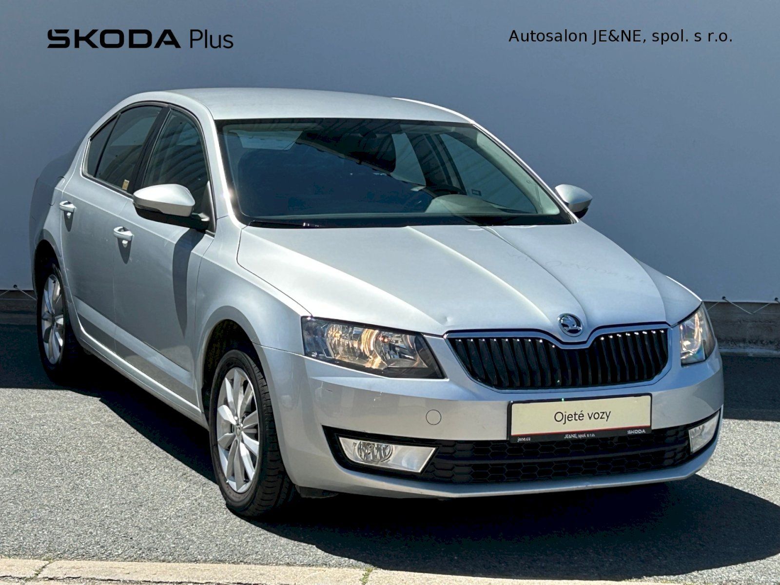 Škoda Octavia, Ambition Plus 1.6 TDI 77 kW - fotka 6
