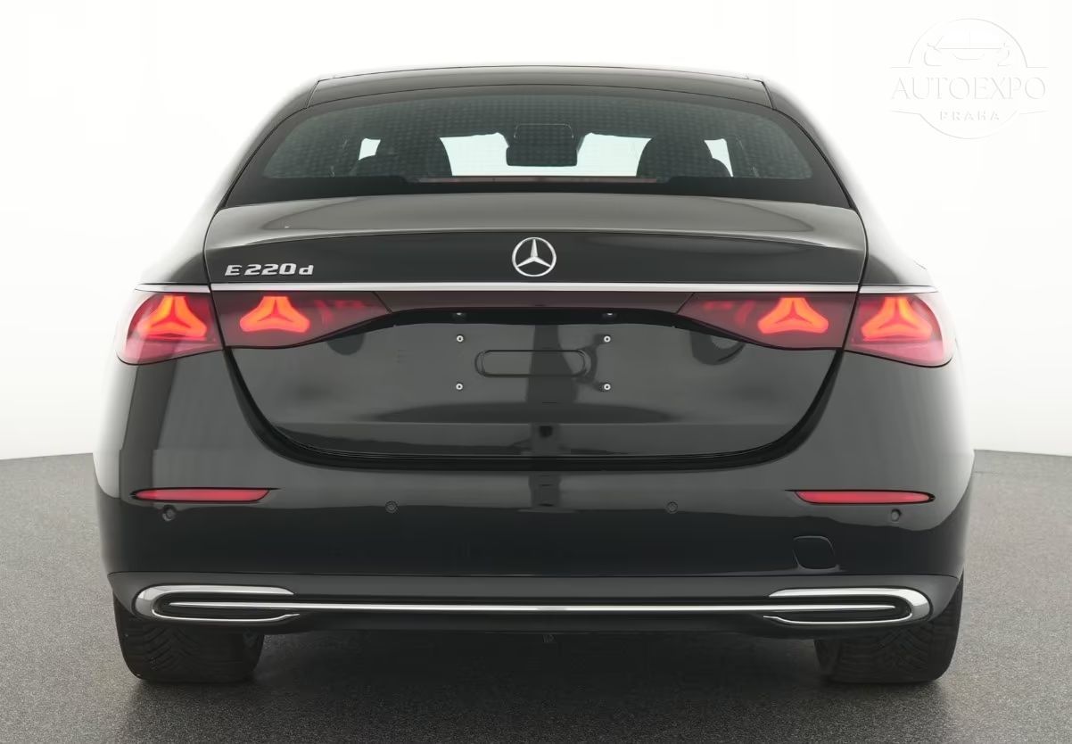 Mercedes-Benz Třídy E, 220d Avantgarde - fotka 6