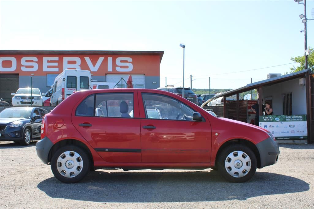 Škoda Fabia, 1,2 i  STK 3/2028 - fotka 4