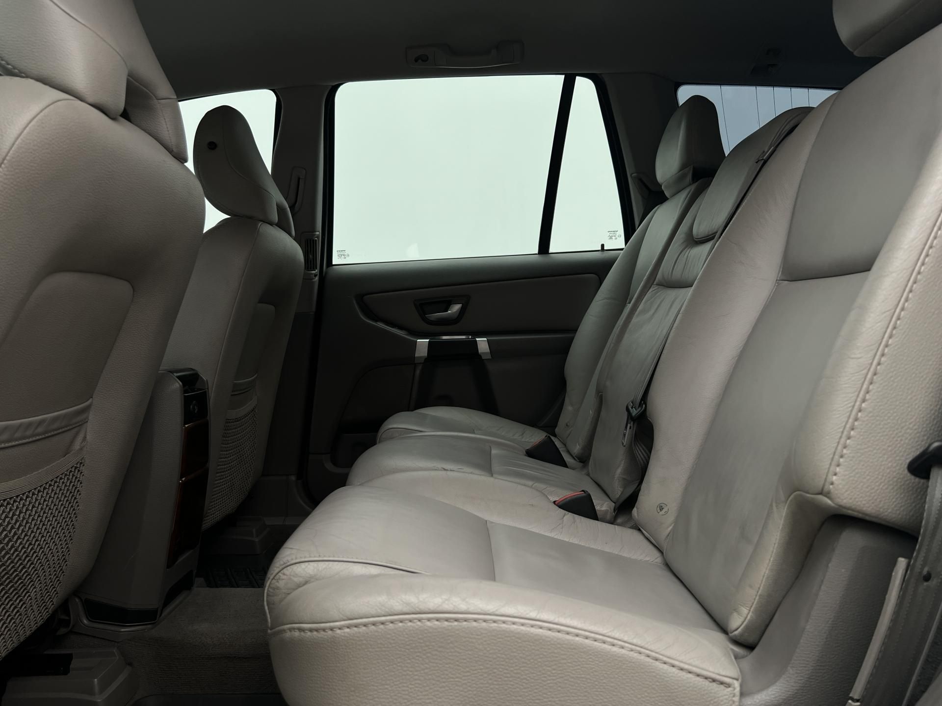 Volvo XC90, D5 AWD SUMMUM - fotka 6