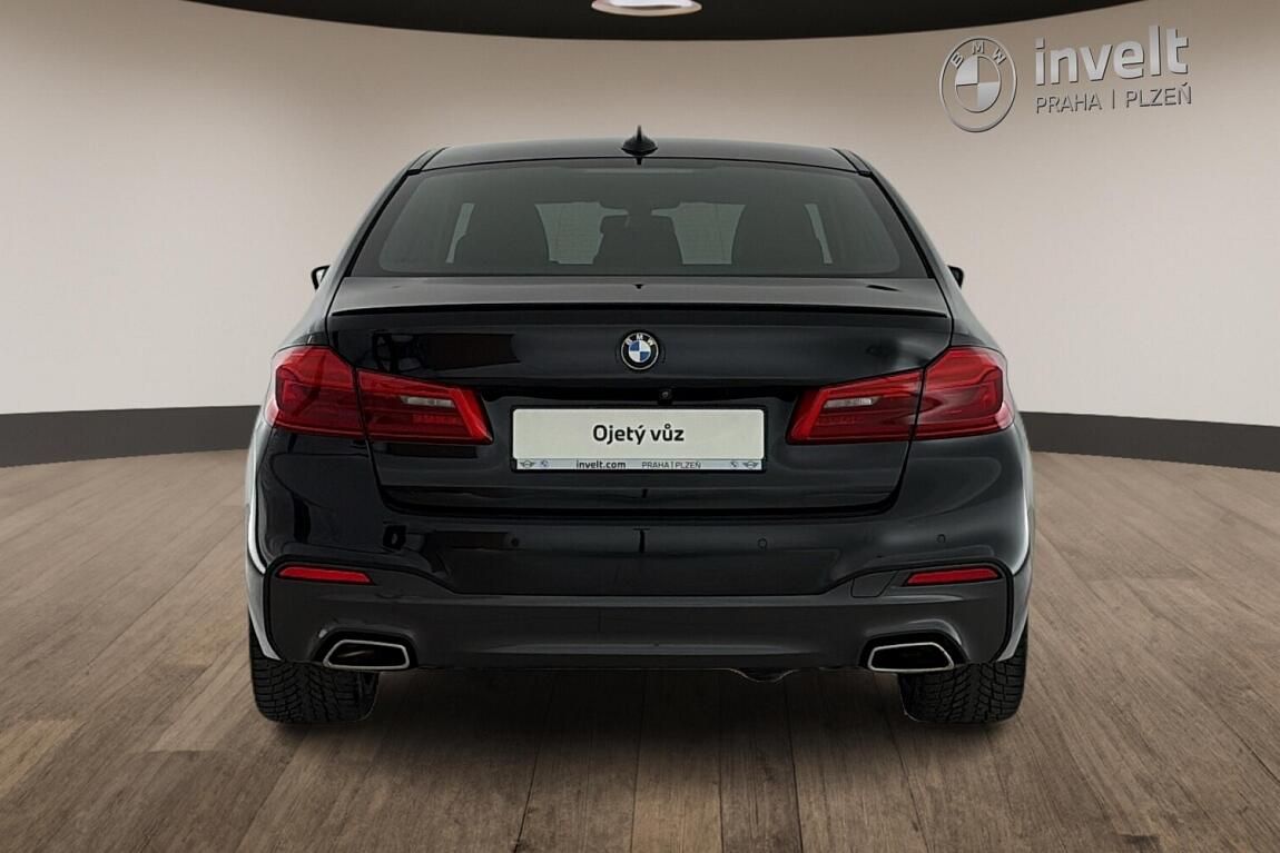 BMW Řada 5, 540d xDrive - fotka 4