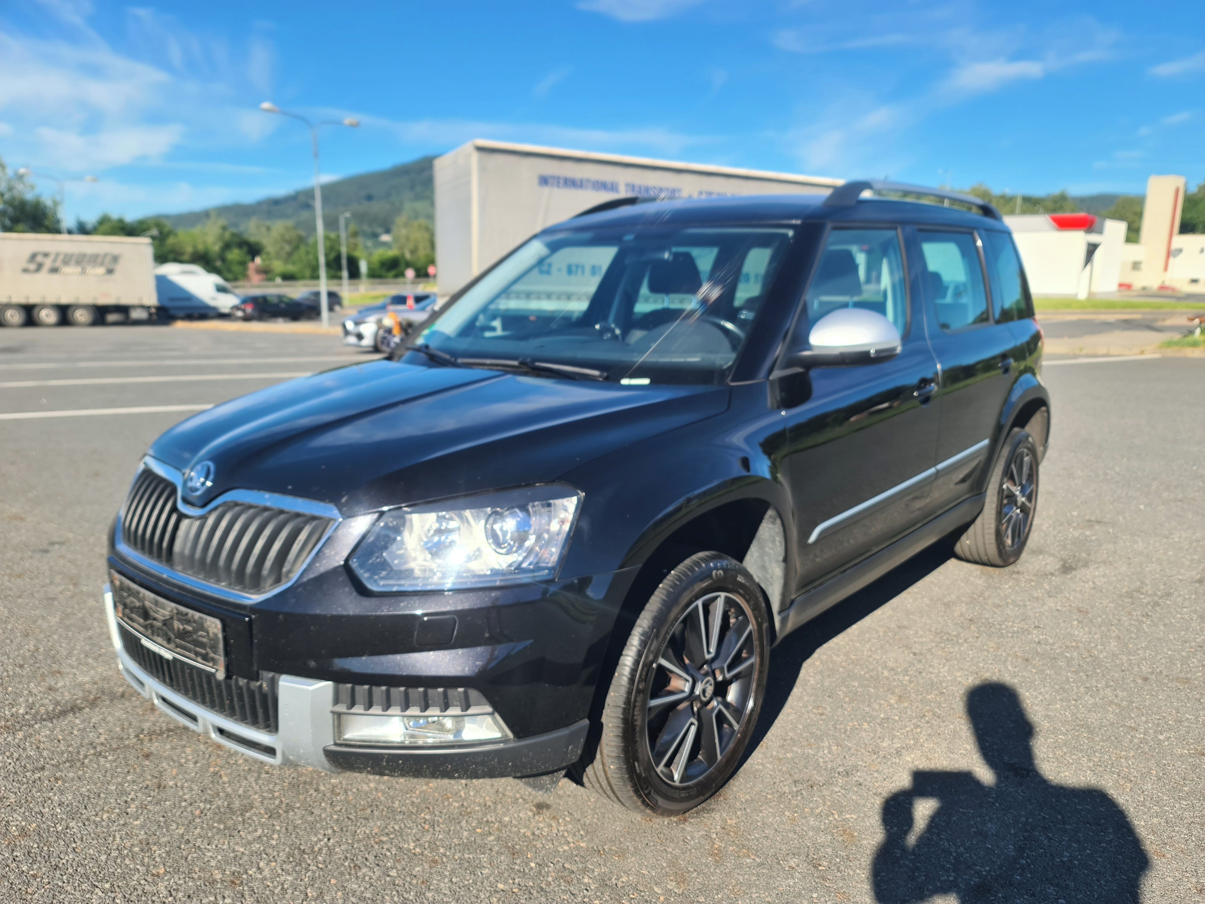 Škoda Yeti, 2.0 TDi 103-KW 4x4 ADVENTURE - fotka 3