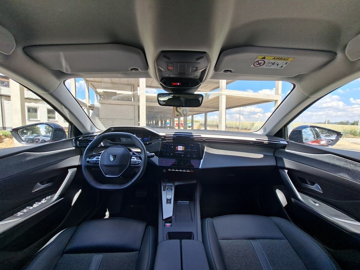 Peugeot 308, SW ALLURE 1,5 BHDi 130k EAT8 - fotka 2