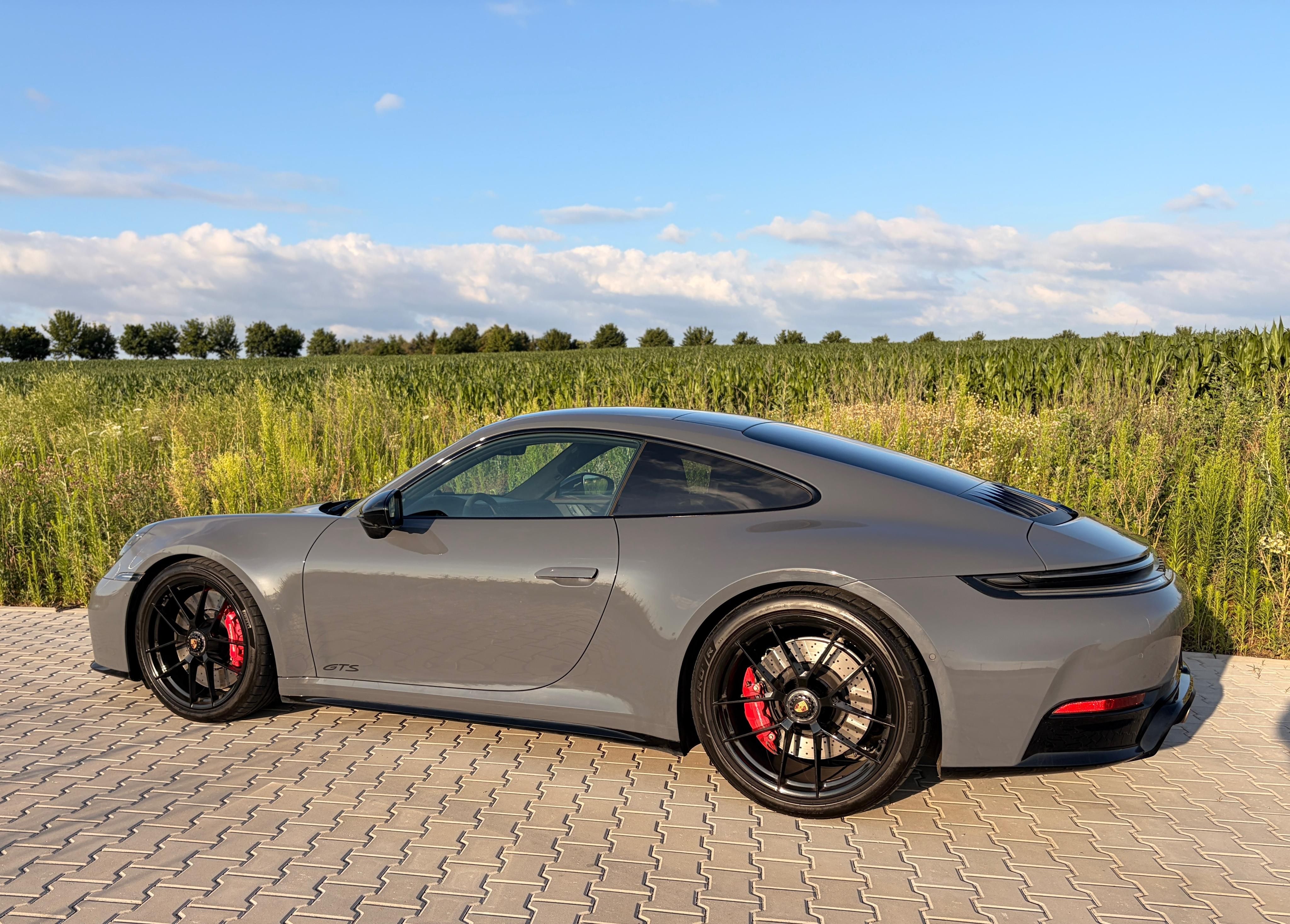 Porsche 911, GTS 4 PDK PANO ZÁRUKA - fotka 3