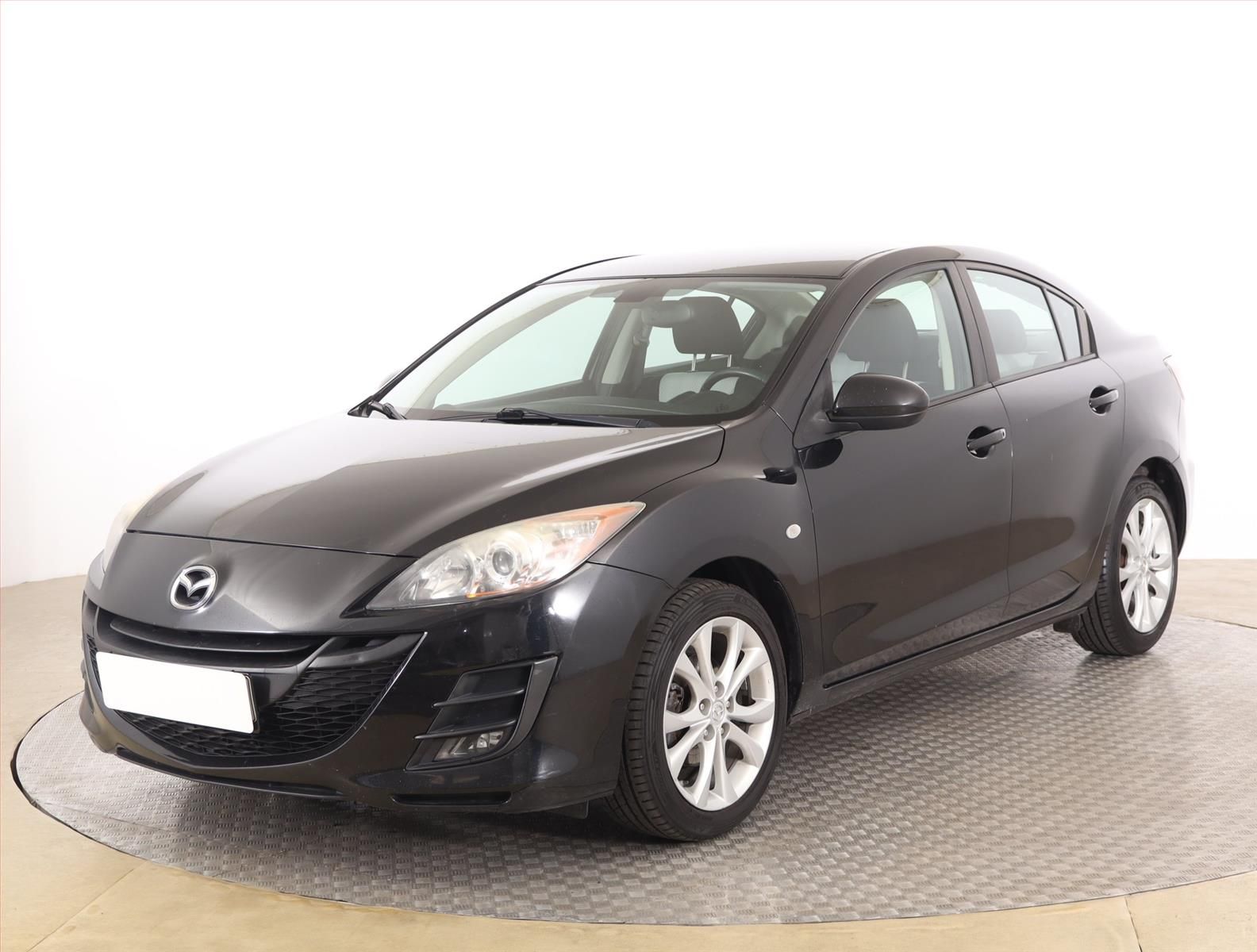 Mazda 3, 1.6 - fotka 2