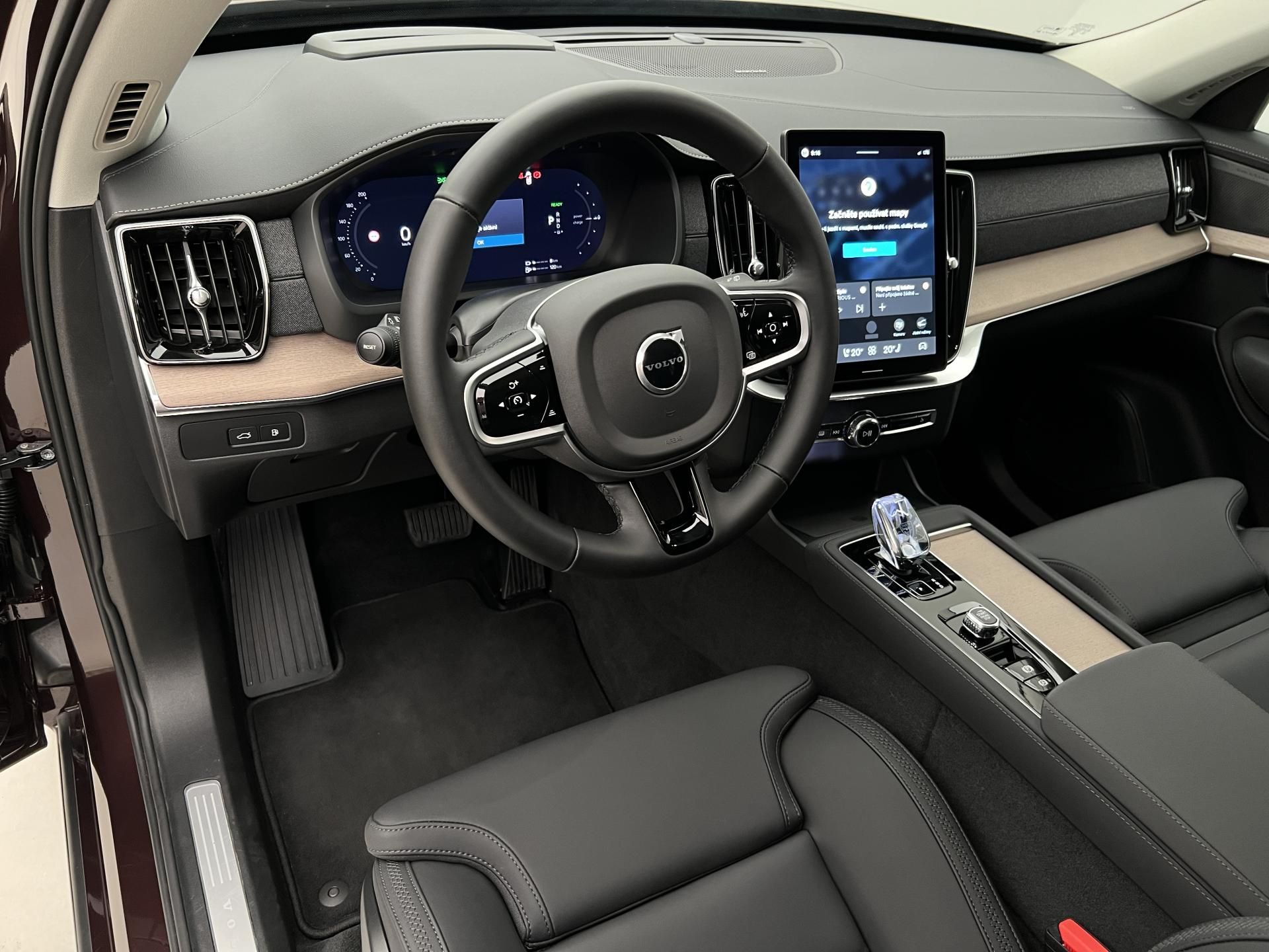 Volvo XC90, T8 AWD DARK PLUS AUT 7 MÍST - fotka 4