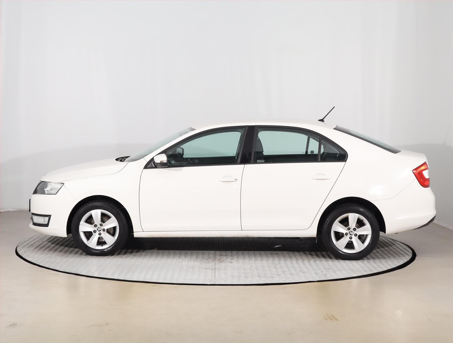 Škoda Rapid, 1.2 TSI - fotka 3