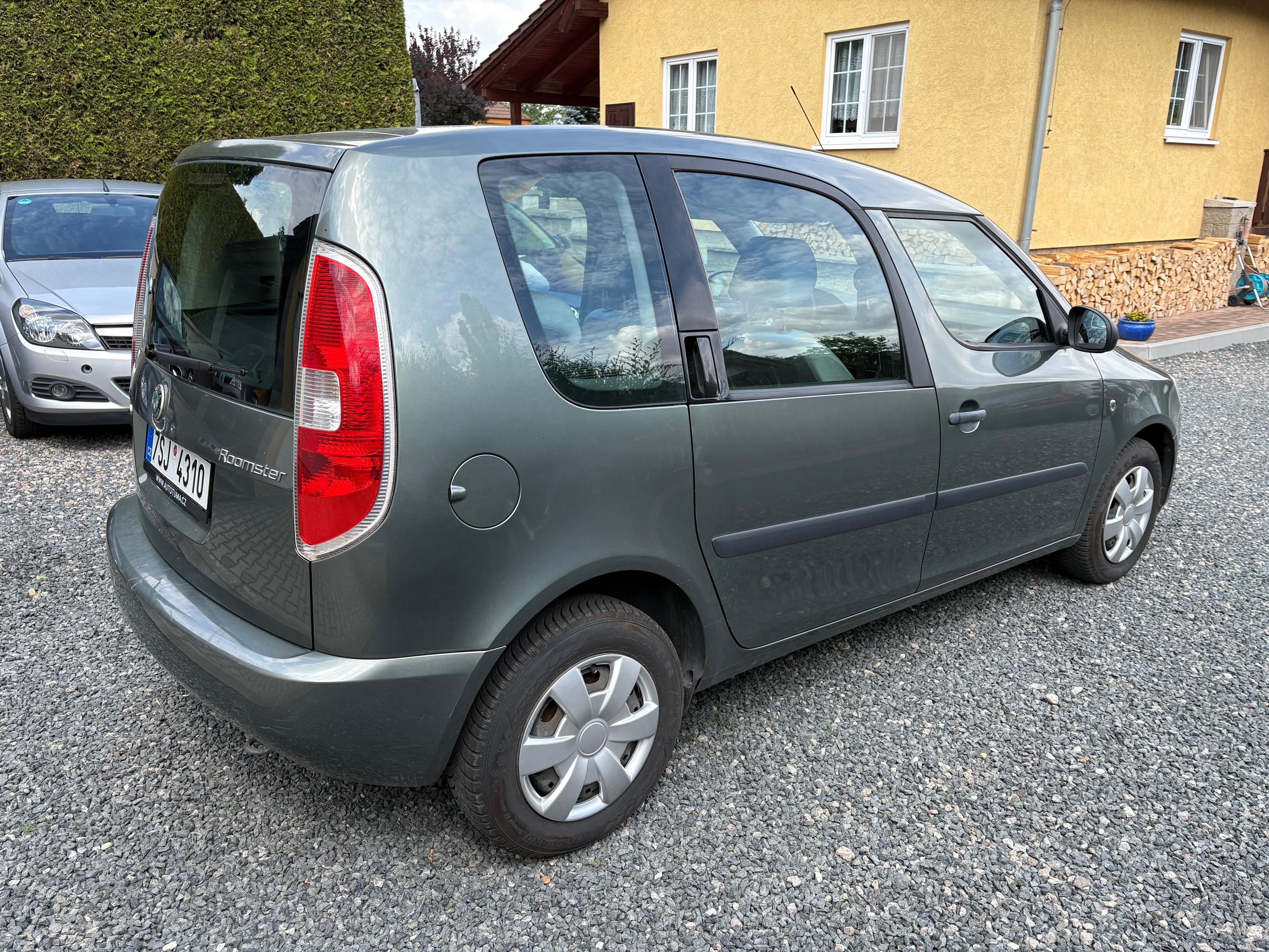Škoda Roomster, 1.2 HTP 51 KW, velmi zachovalý - fotka 5