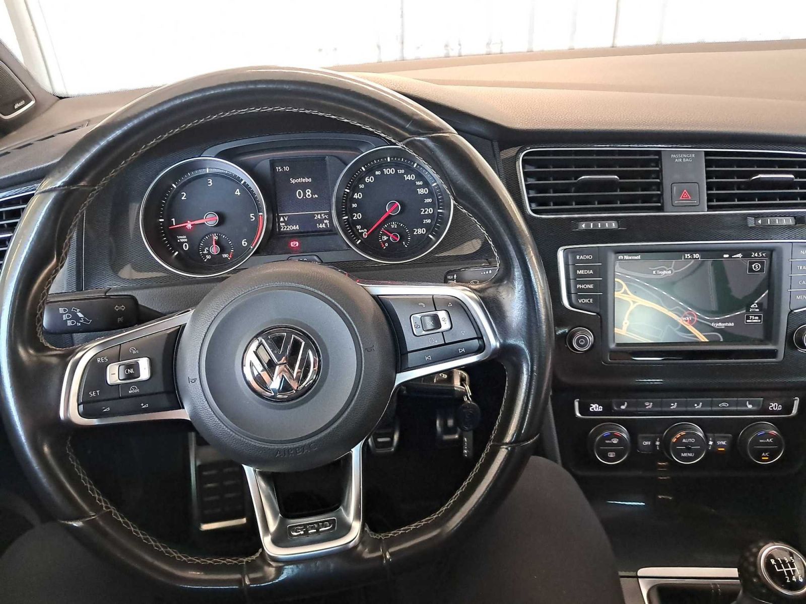 Volkswagen Golf, 2.0 TDI GTD, Serv.kniha, Kůže - fotka 3