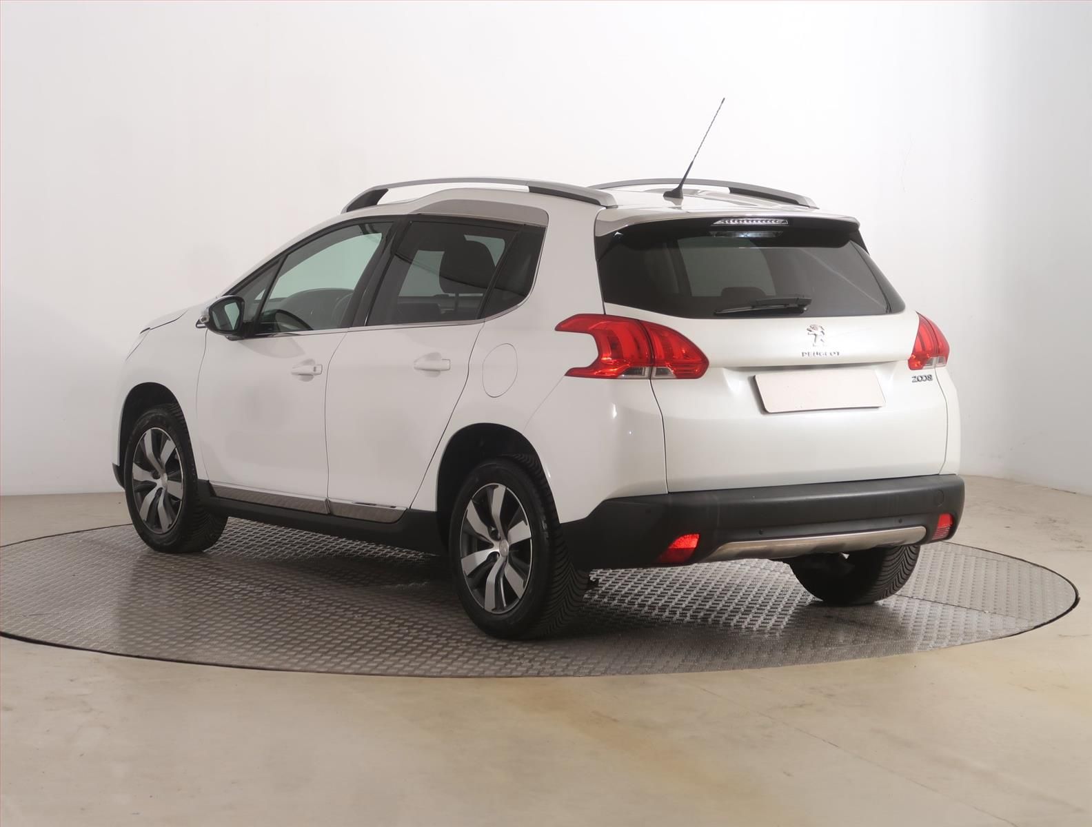 Peugeot 2008, 1.6 VTi, Serv.kniha - fotka 4