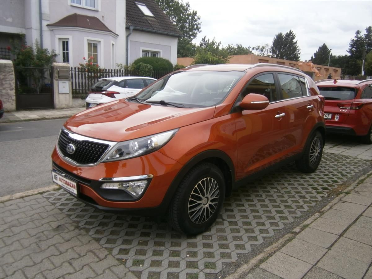 Kia Sportage, 1,6 GDi 99 KW - fotka 3