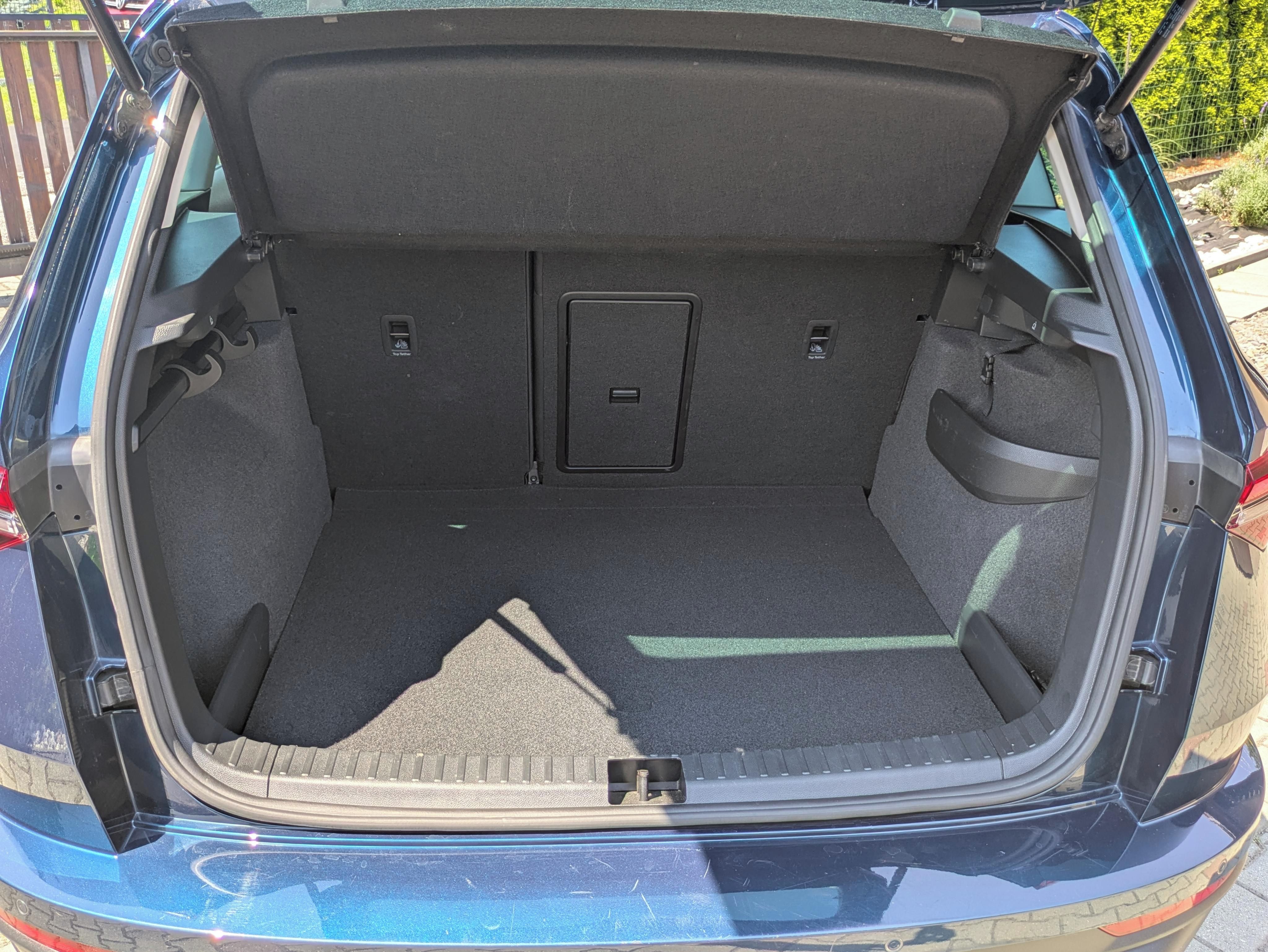 Škoda Karoq, 1.5Tsi 110kw Dsg ČR 1. Maj. - fotka 6