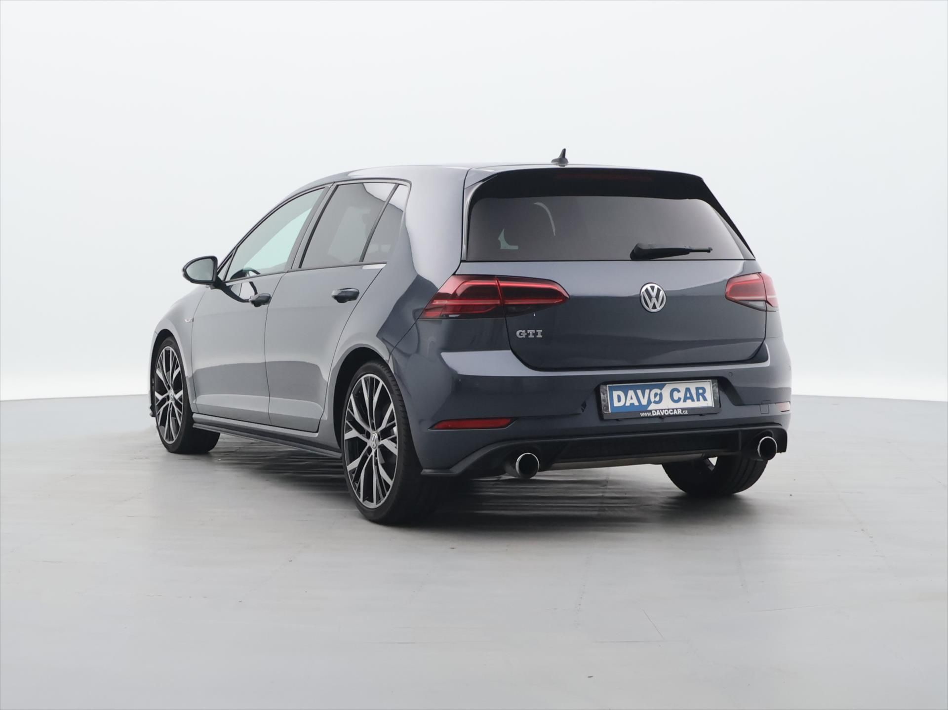 Volkswagen Golf, 2,0 TSI GTI 169kW DSG Matrix - fotka 5