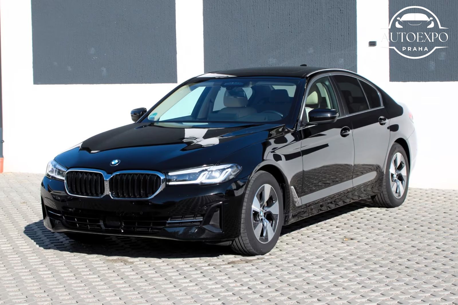 BMW Řada 5, 5 Limousine 520d