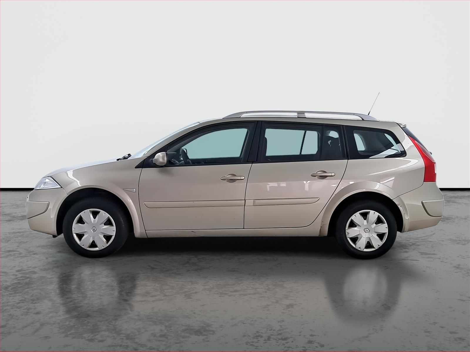 Renault Mégane, 1.6 16V, Tažné, Klima - fotka 3