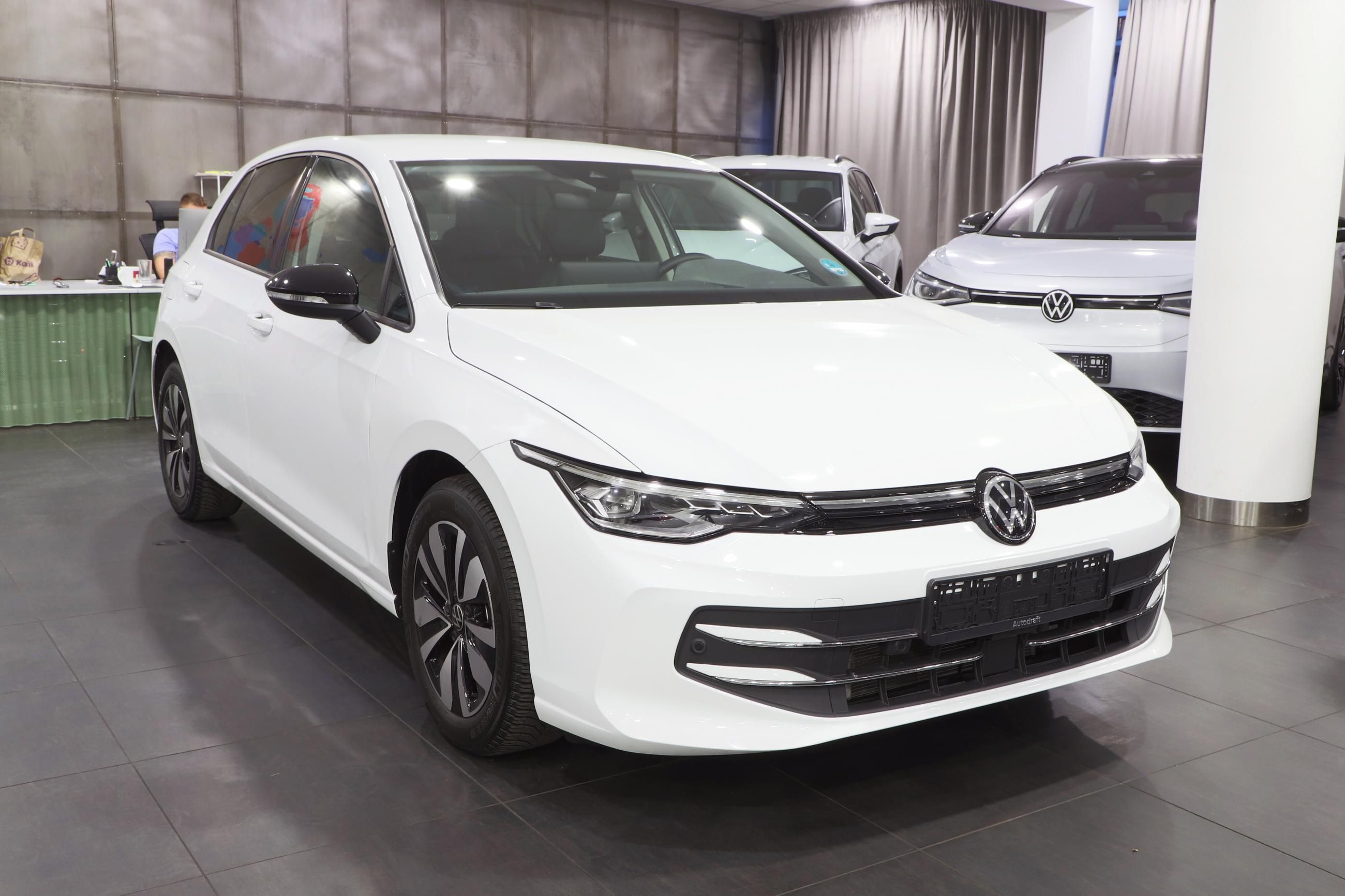 Volkswagen Golf, 1.5 TSI 85kW Man. / ALU 16''