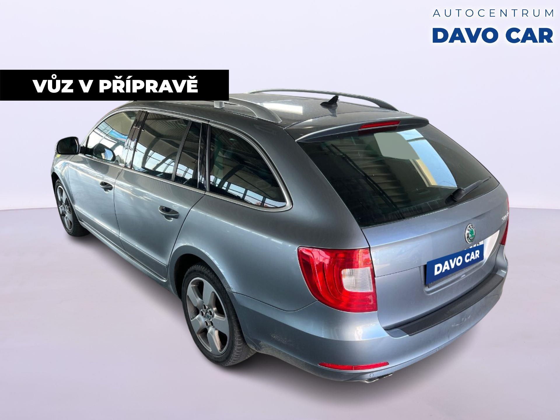 Škoda Superb, 2,0 TDI 125kW 4x4 Elegance - fotka 4