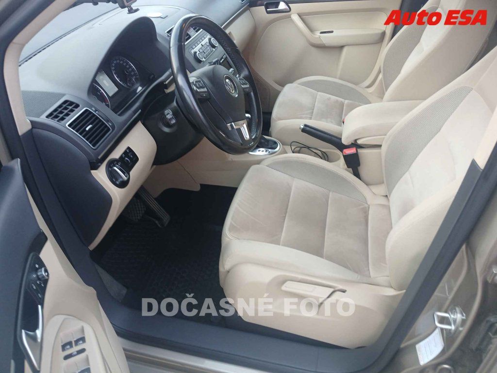 Volkswagen Touran, 2.0TDi - fotka 3