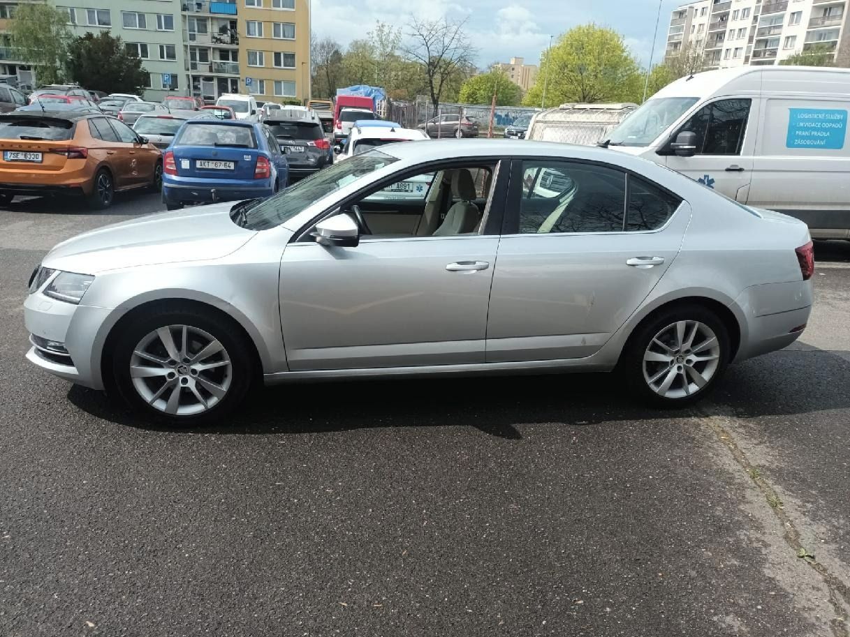 Škoda Octavia, 1,4tsi 110 kw, dsg style - fotka 5