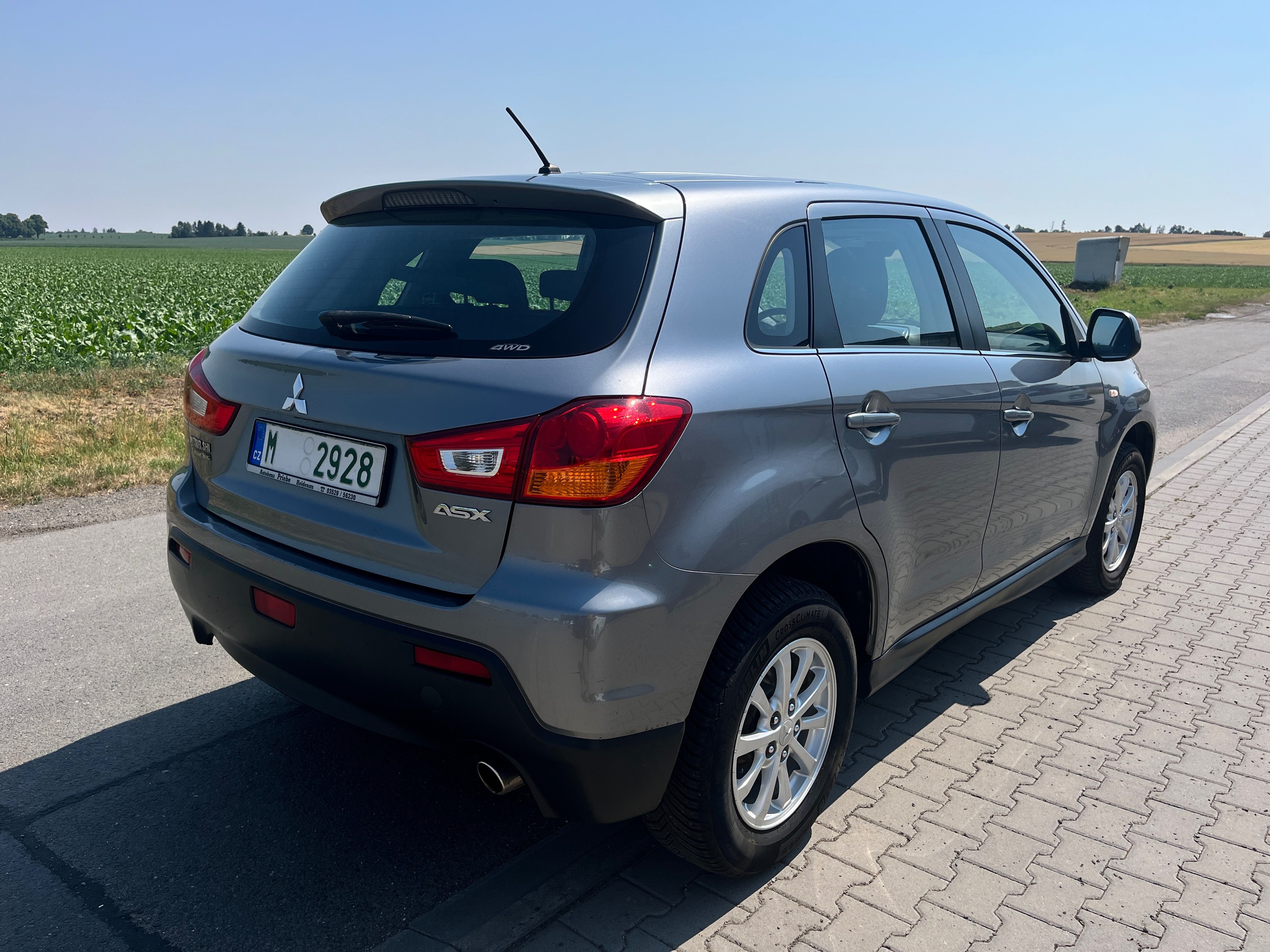 Mitsubishi ASX, 1.8 DI-D 4WD 110 kW - fotka 4