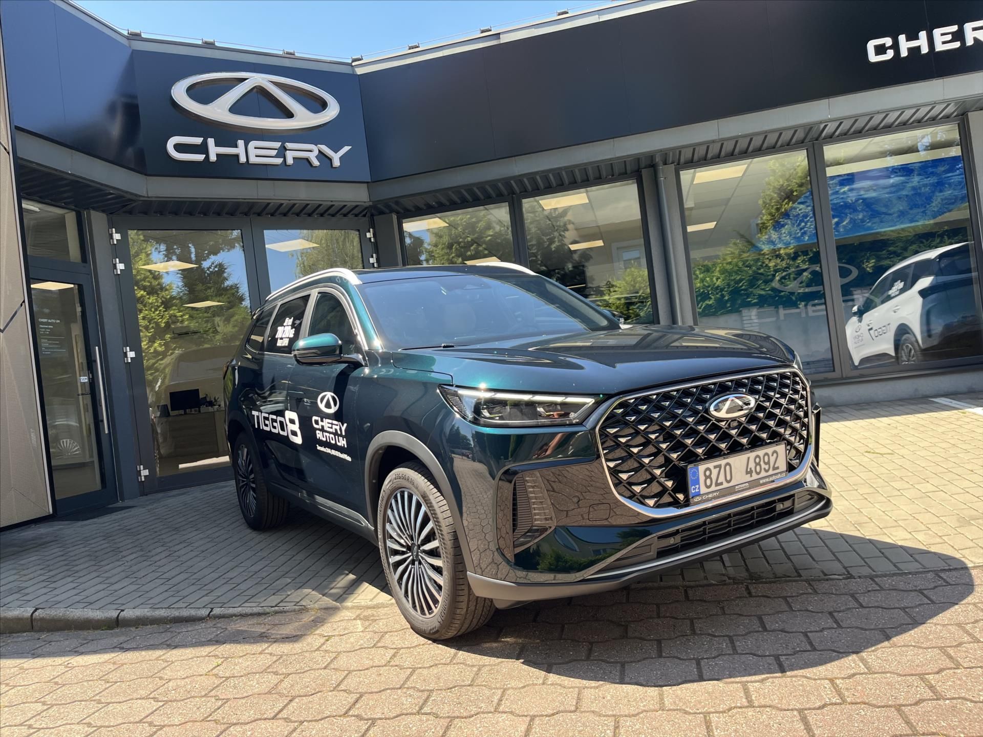 Chery Tiggo 8, 1,6   ICE UNIQUE