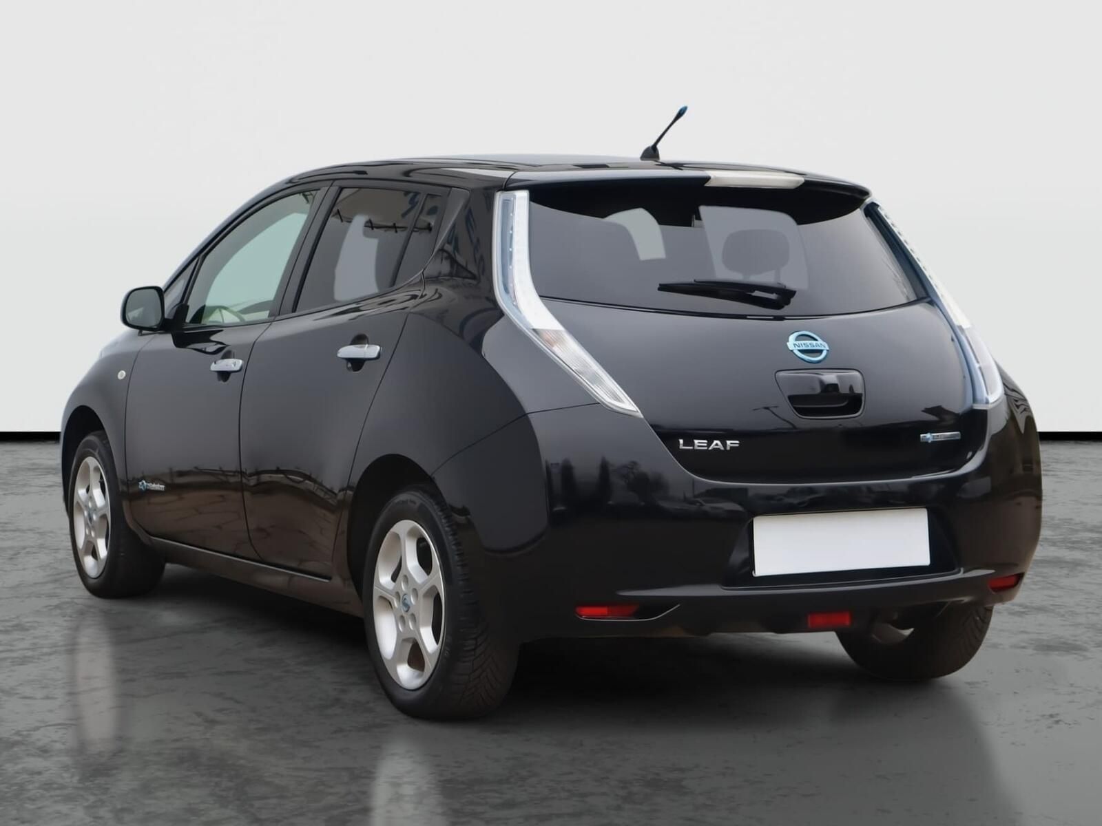 Nissan LEAF, 24 kWh, Automat, Navi - fotka 4