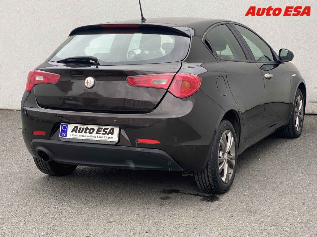 Alfa Romeo Giulietta, 1.6 D - fotka 4