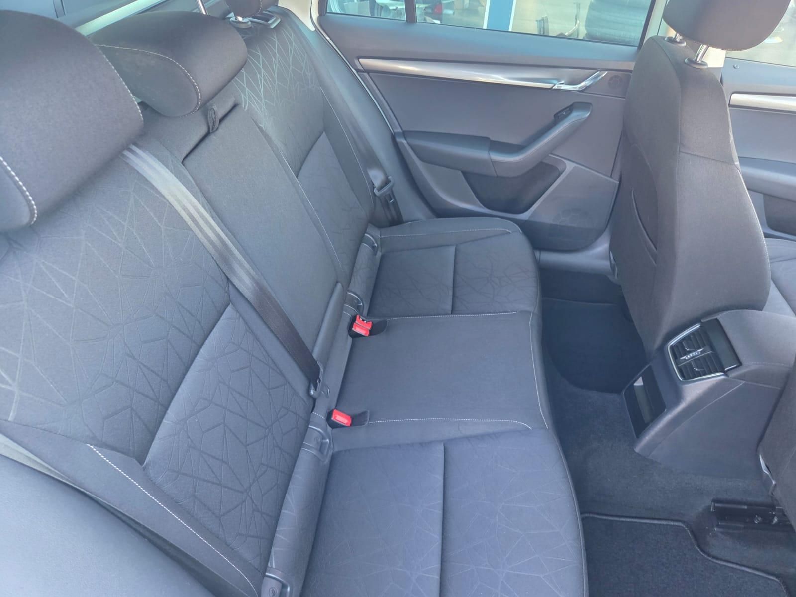 Škoda Octavia, 2.0 TDI ODPOČET DPH - fotka 6
