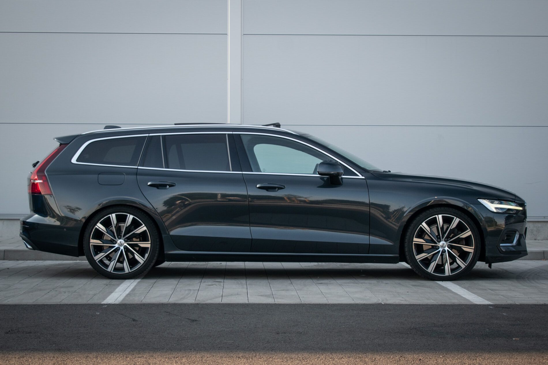 Volvo V60 - fotka 5