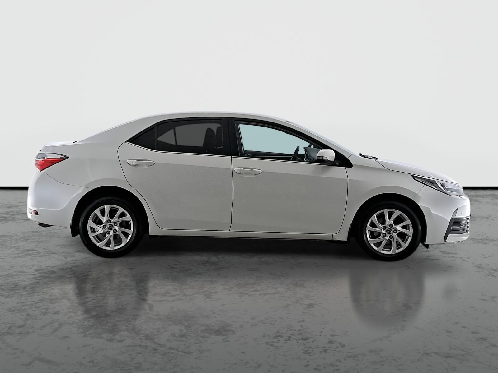 Toyota Corolla, 1.6 Valvematic, Automat - fotka 6