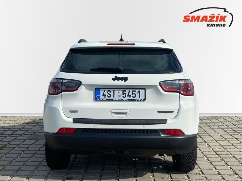 Jeep Compass, 1,3 Turbo (96kW) 130K Man. - fotka 6