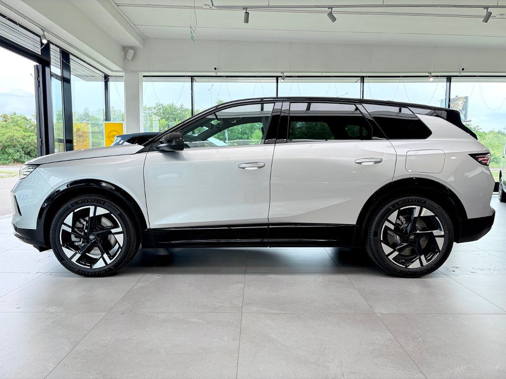 Opel Grandland, Ultimate 1,6 Turbo PHEV + ZP - fotka 2