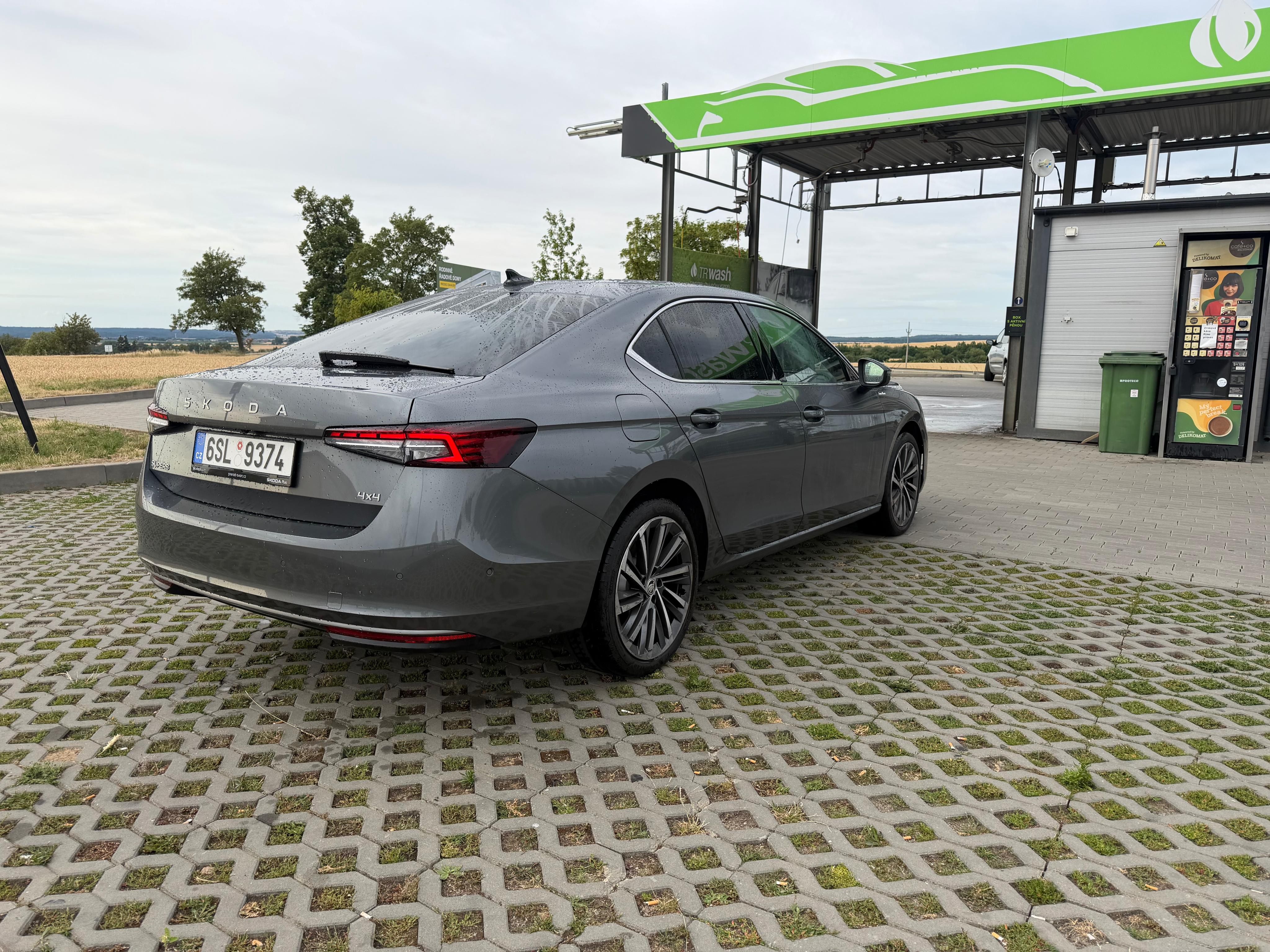 Škoda Superb, Prodám Škoda Superb IV - fotka 4