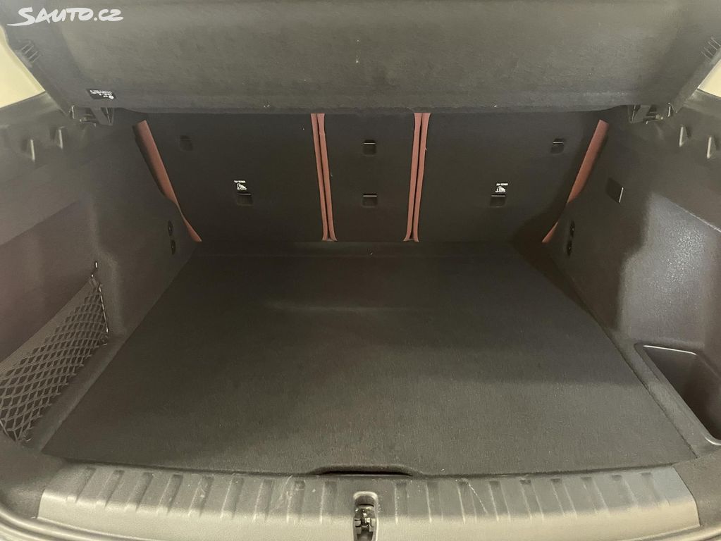 BMW iX 2025 из Чехии