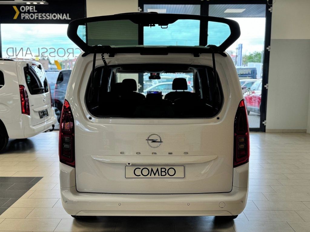 Opel Combo, Elegance Plus L2H1 MT6 - fotka 6